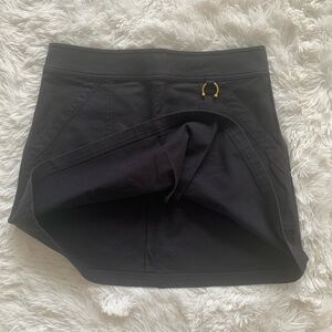 A.L.C. black skirt. Great condition. Waist 16in. Waist to hem 16 in.